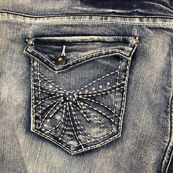 SOLD  Sizzle Jeans Med wash distressed design - Picture 7 of 11
